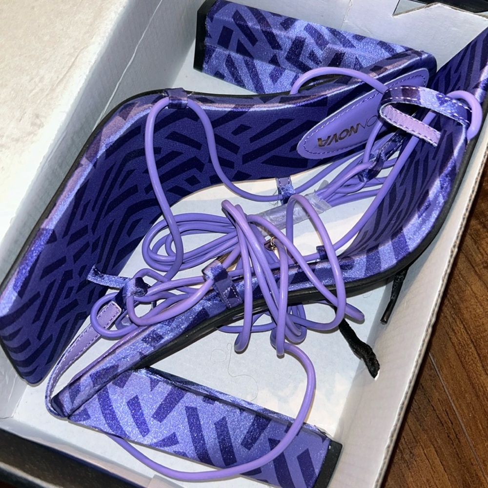 NWB Fashion Nova tie up heels